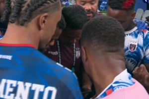 中乙兰州陇原竞技vs大连英博B队_中乙兰州陇原竞技vs大连英博B队无插件直播_中乙兰州陇原竞技vs大连英博B队免费高清观看